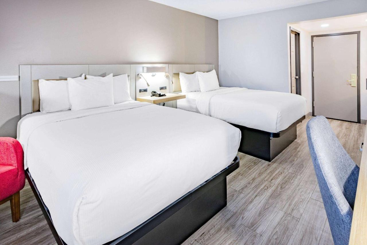 Wingate By Wyndham Fishkill Hotel Екстериор снимка