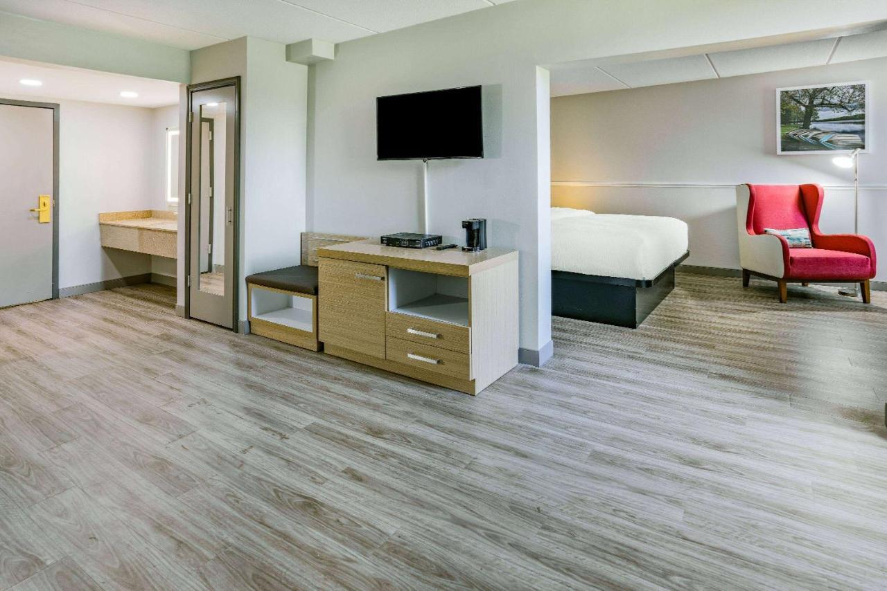 Wingate By Wyndham Fishkill Hotel Екстериор снимка