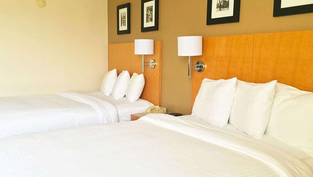 Wingate By Wyndham Fishkill Hotel Стая снимка